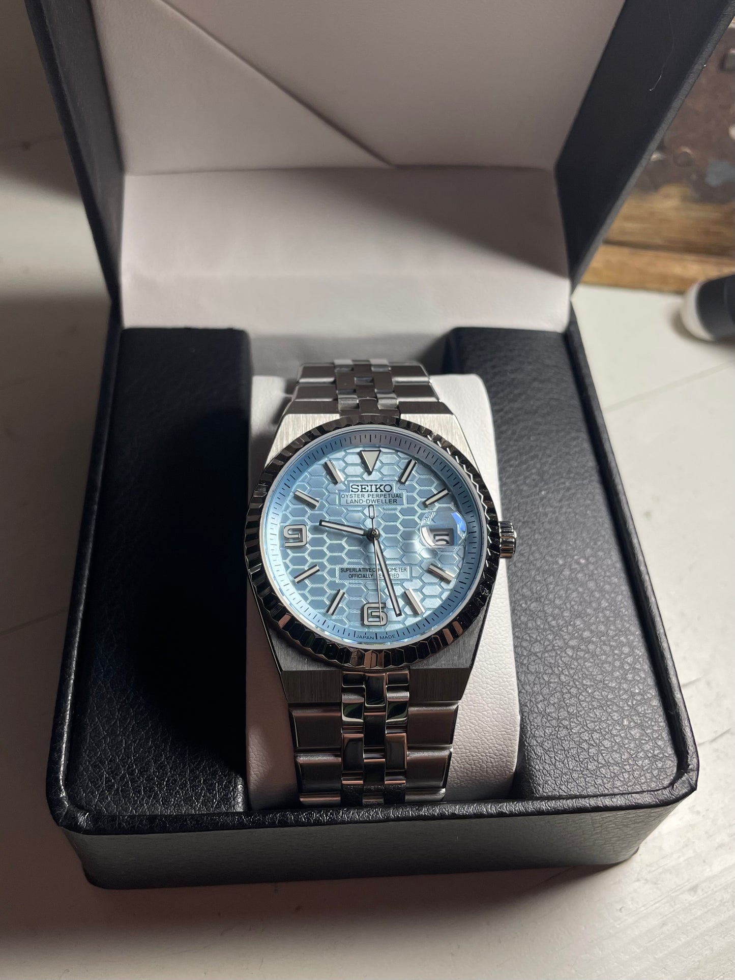 Seiko Land-Dweller mod blue