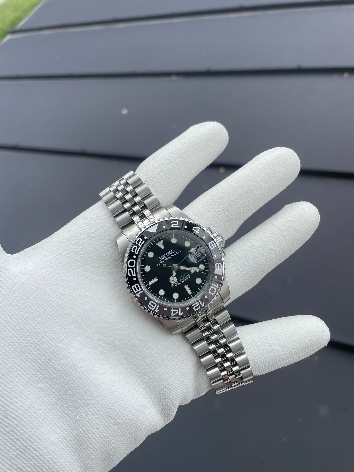 Seiko GMT 2 Bruce Wayne