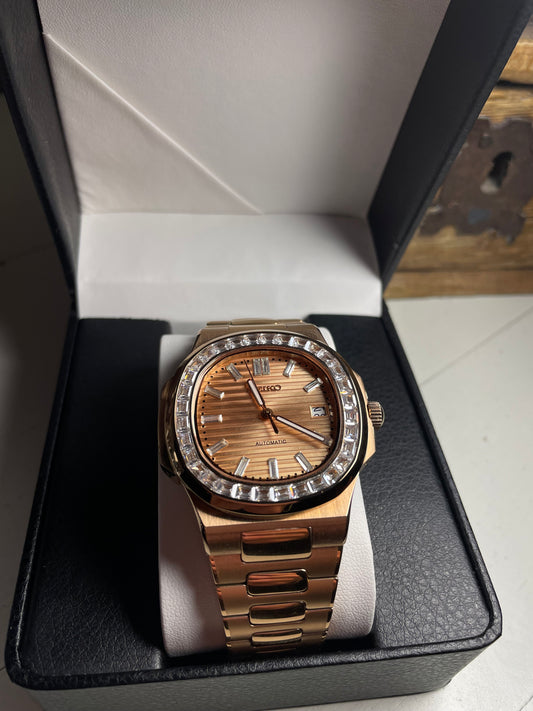 Nautilus White stones Rose gold