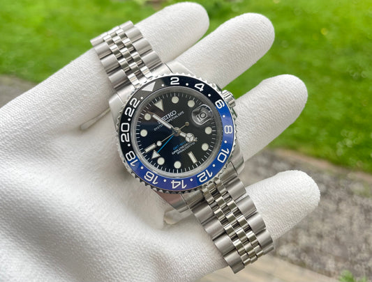 Seiko GMT 2 Batgirl