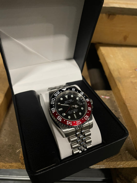 Seiko GMT 2 Coke