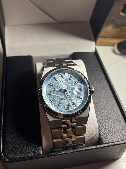 Seiko Land-Dweller mod blue